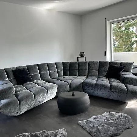 Oase Am Schwimmbad Apartment