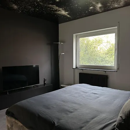 Oase Am Schwimmbad Apartment