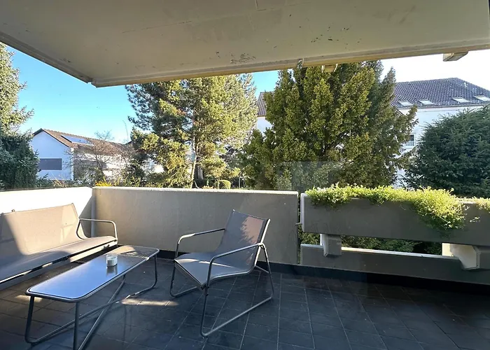 Am Schwimmbad バート・ベルクツァーバーン