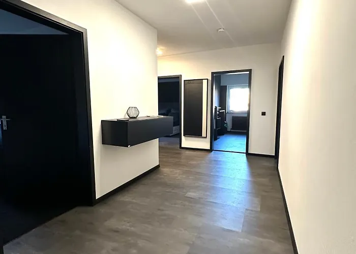 Am Schwimmbad * バート・ベルクツァーバーン